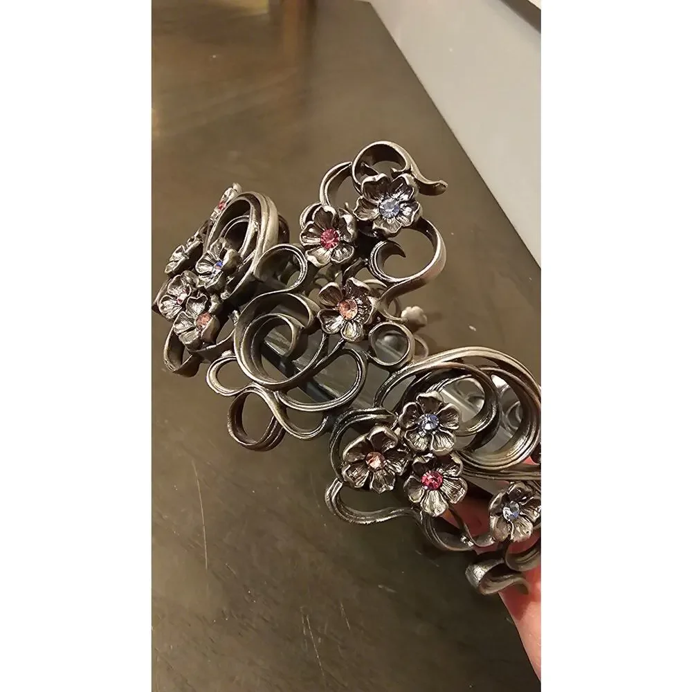 Silvertone Rhinestone Metal 3.5X8